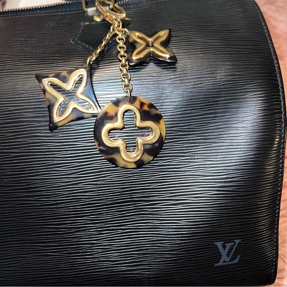 LOUIS VUITTON Gold Insolence Tortoise Shell Gold-tone Key Chain/Bag Charm - Picture 4 of 5